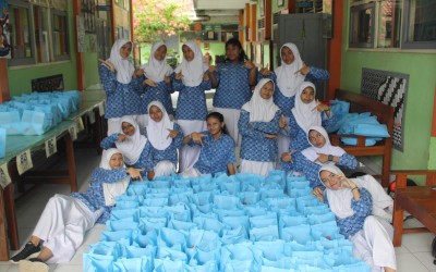 OSIS Patwa Berbagi Takjil